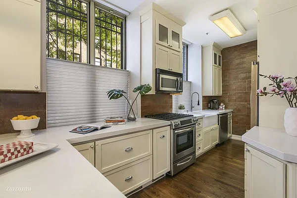 Sold by Corcoran | media 4