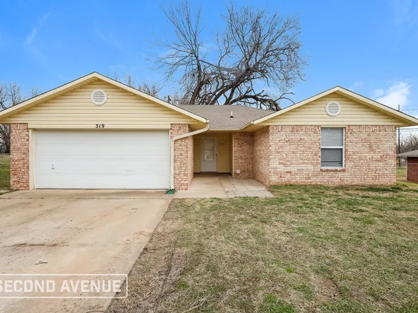 319 S Pennsylvania Ave, Shawnee, OK 74801