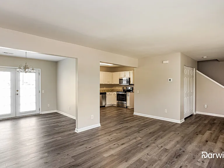 1418 Peach Park Ln — Photo 5