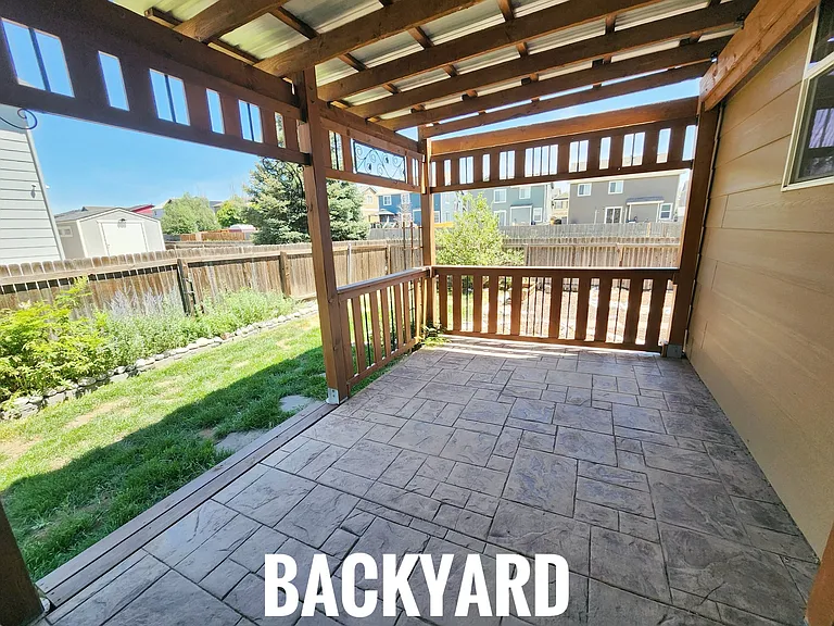 2060 Dewhirst Dr #2 — Photo 10