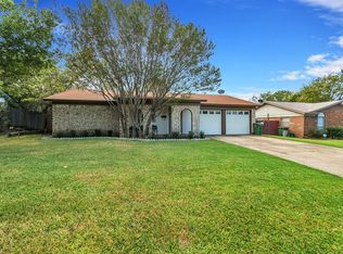 7524 Deaver Dr, North Richland Hills, TX 76180