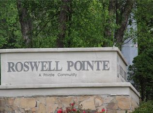 1113 Lake Pointe Cir, Roswell, GA 30075