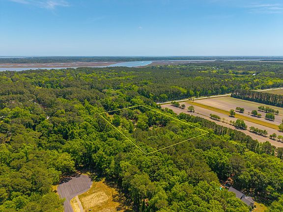 3rd image of 2234 River Rd