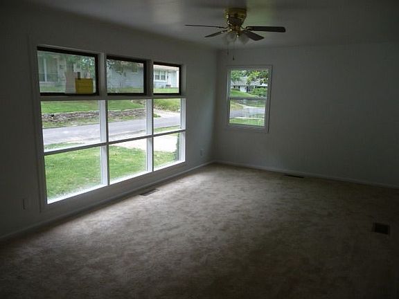 2nd image of 1513 Byng Dr