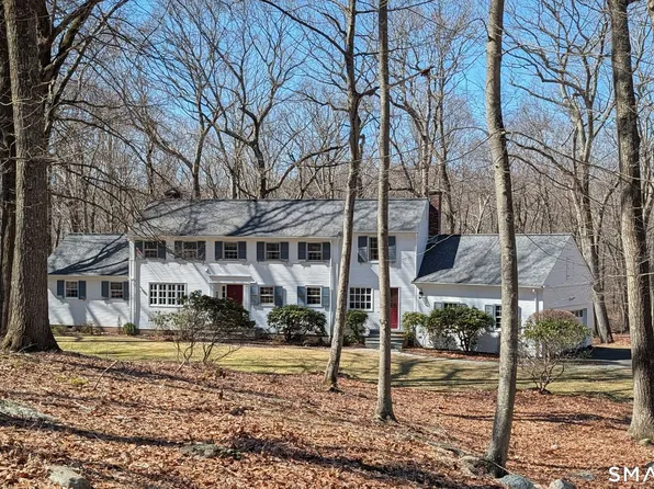 12 Sunset Circle, Woodbridge, CT 06525