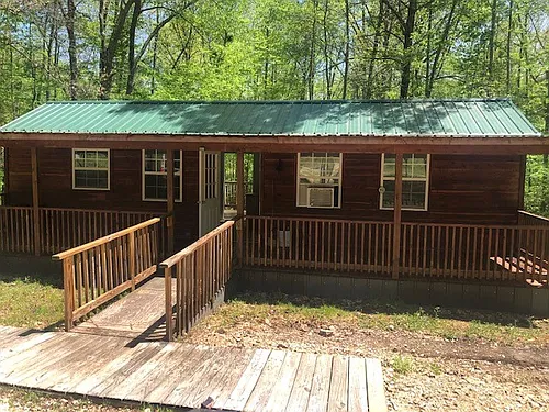 2819 Highway 438 W Photo 1