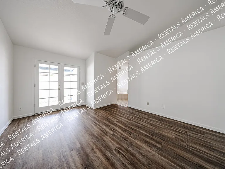 15831 N 6th Ave — Photo 29