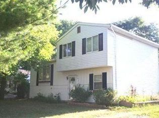 9058 Store Dr, Windham, OH 44288