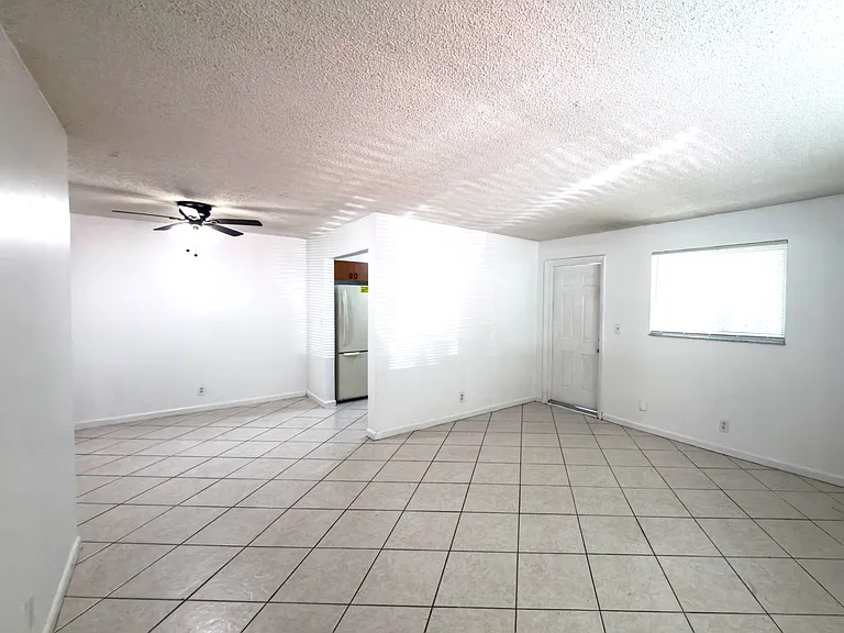 4109 Riverside Dr — Photo 16
