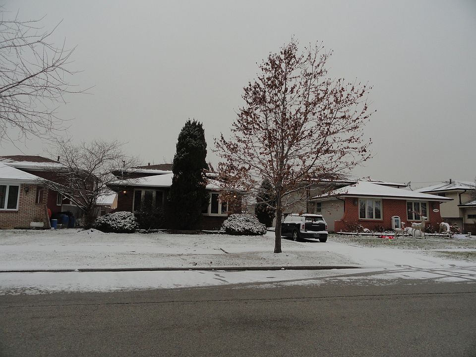 1st image of 14542 Mozart Ave