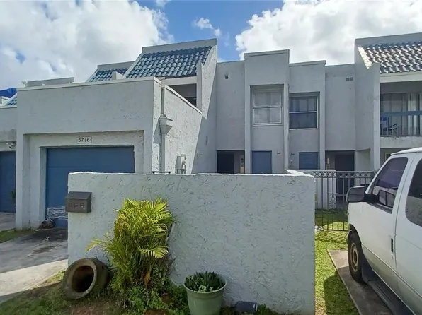 5716 NW 19th St #18, Lauderhill, FL 33313