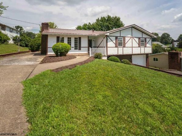 1503 Pattam Trl, Fairmont, WV 26554