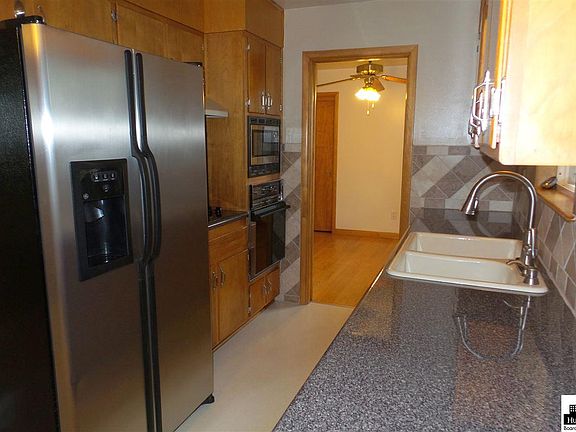 4th image of 26 Hazelwood Pl
