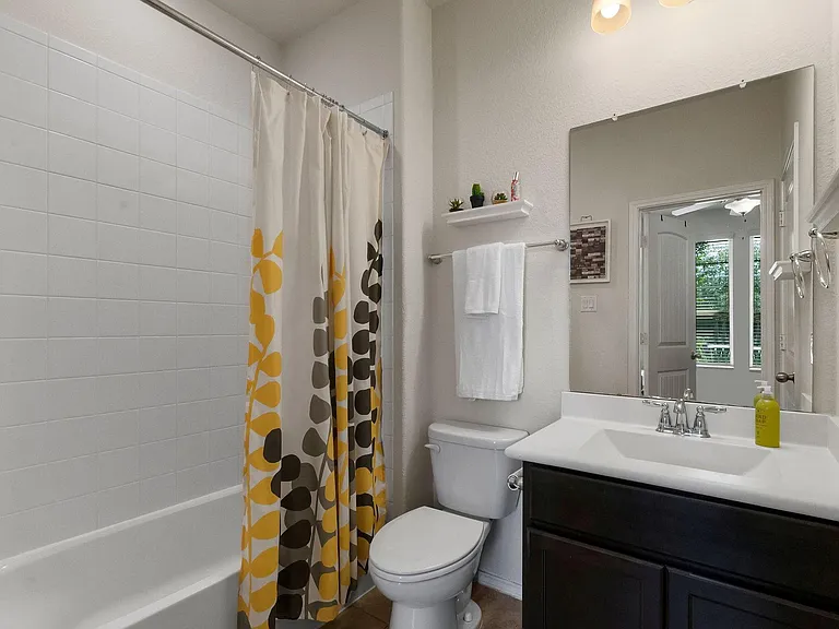 14011 Wolftrap Ln — Photo 25