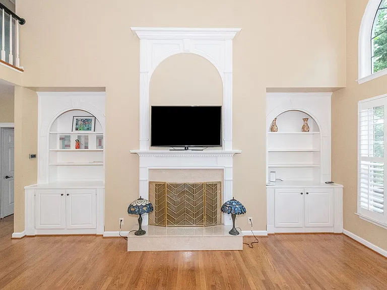 1450 Hillcrest Hts — Photo 36