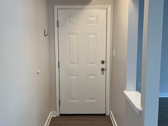 4th image of 421 Redding Rd APT 63