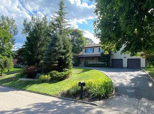 68 Wildwood Dr, Dix Hills, NY 11746