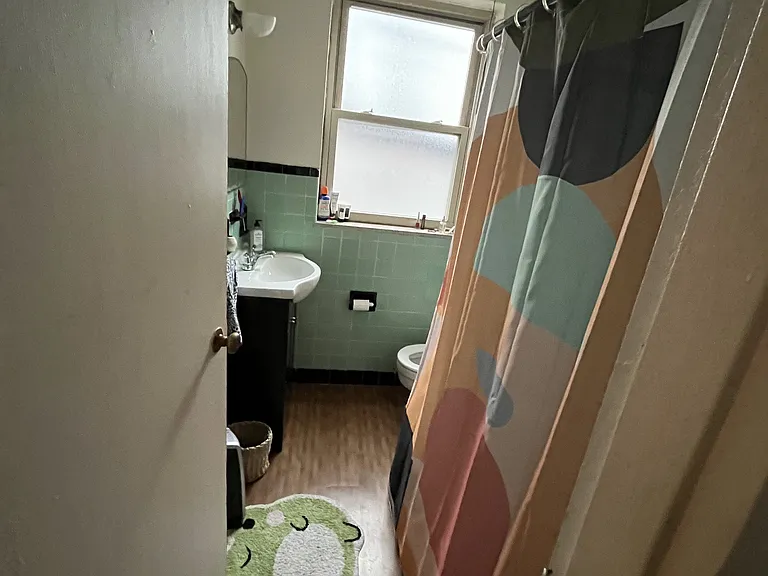 256 N Craig St — Photo 6