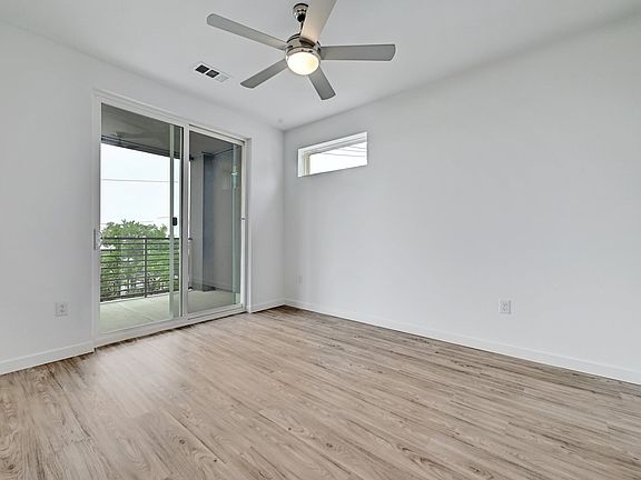 4th image of 4801 Springdale Rd #1301