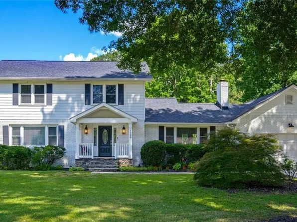 1220 Sherry Dr, Alpharetta, GA 30009