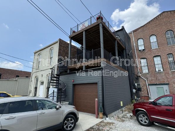 219 W Main St #B