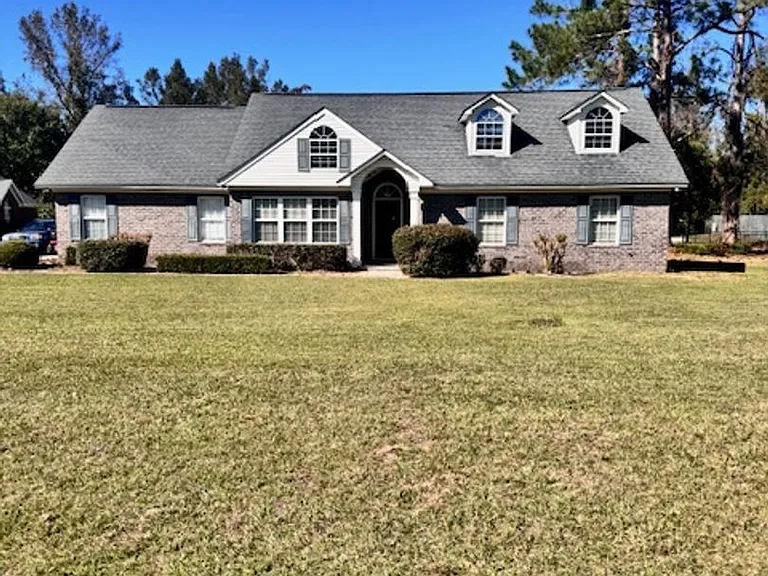 1005 Houndsbark Ct — Photo 1