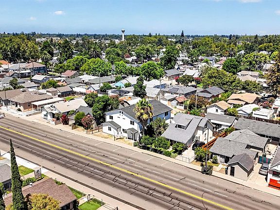2nd image of 423 - 427 E Lodi Avenue