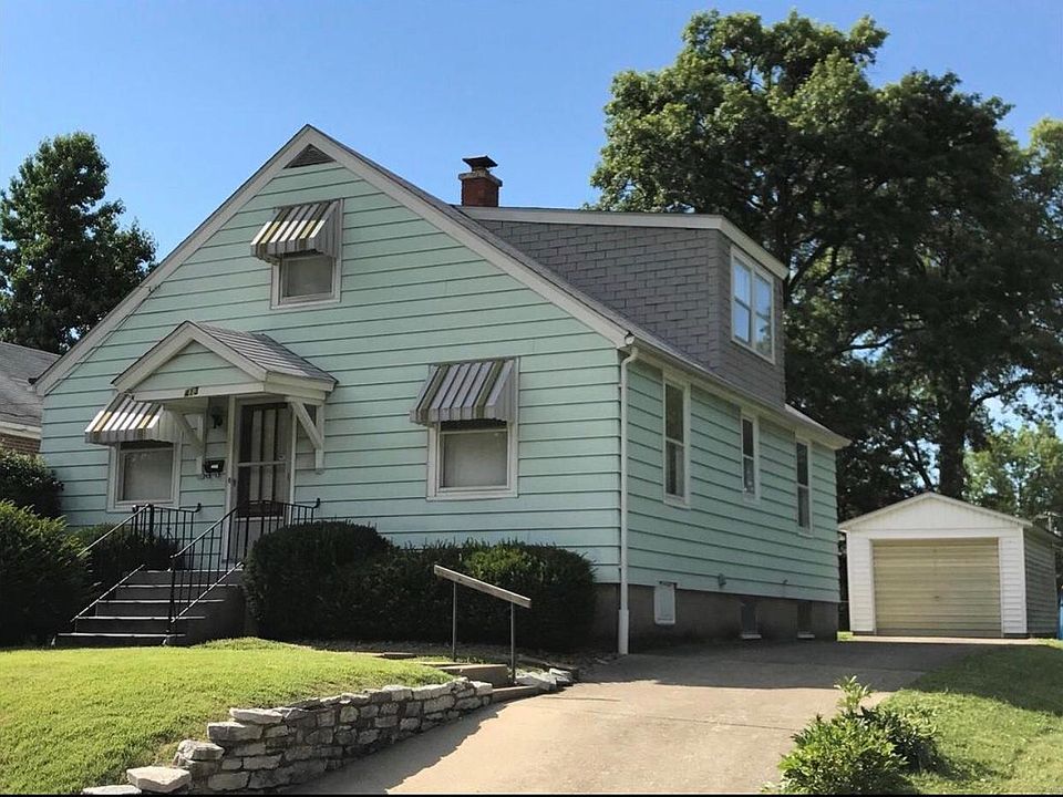 1st image of 413 E Park St