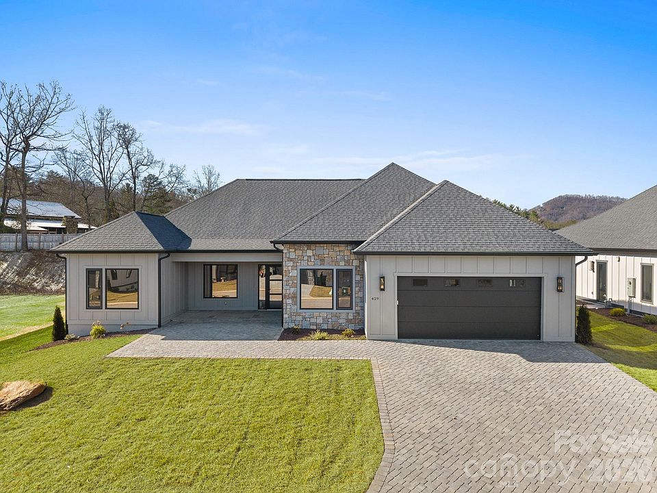 1st image of 429 Big Hill Dr #80