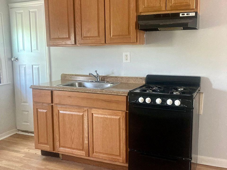 1st image of 274 S 11th St #3A