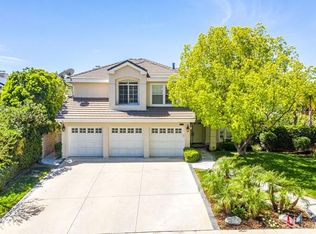 23211 Cuestport Dr, Santa Clarita, CA 91354