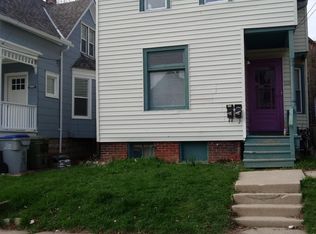 1628 E Belleview Pl #A, Milwaukee, WI 53211