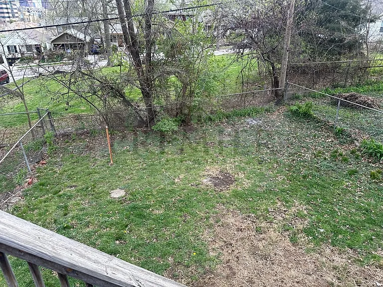 4621 Terrace St — Photo 14
