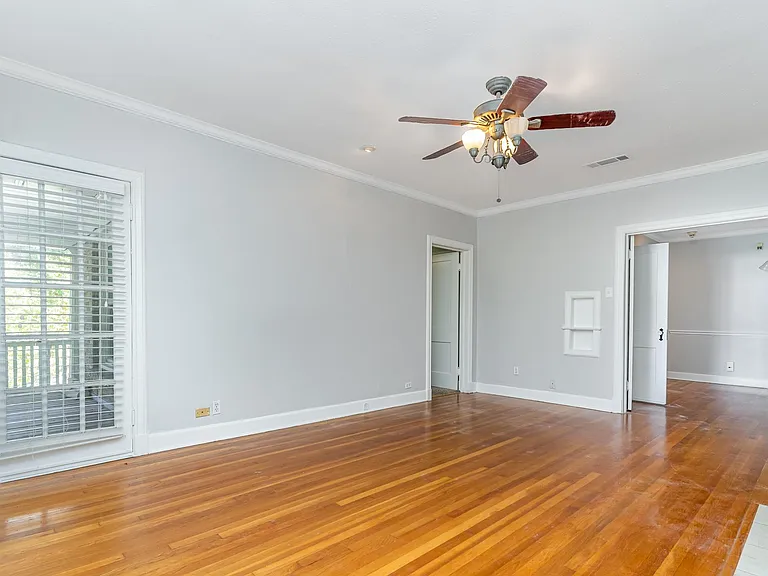 4124 Herschel Ave — Photo 8