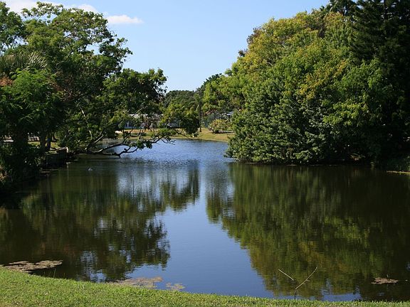 Ownership extends to pond frontage
