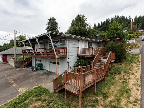 180 NE 6th St #A, Clatskanie, OR 97016