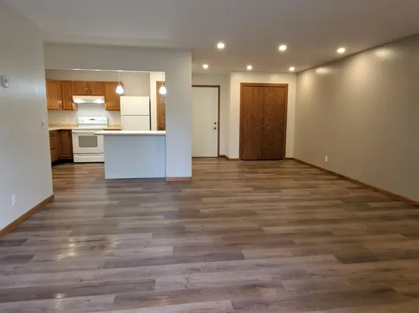 1212 Grand Ave APT 25, Wausau, WI 54403