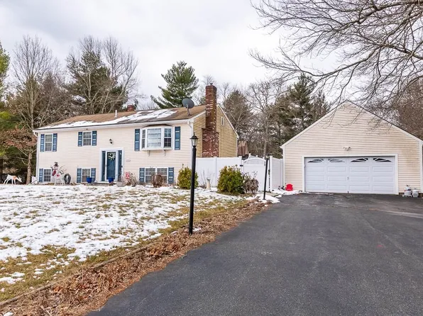 35 Church St, Berkley, MA 02779