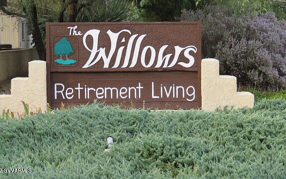 2nd image of 1487 W Horseshoe Bend Drive