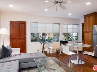 135 Montana Ave, Santa Monica, CA 90403