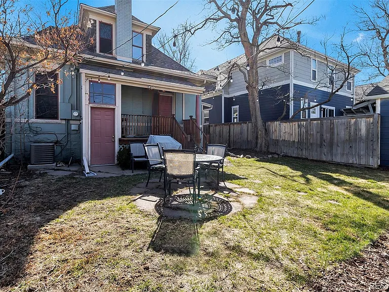 637 S Sherman St — Photo 10