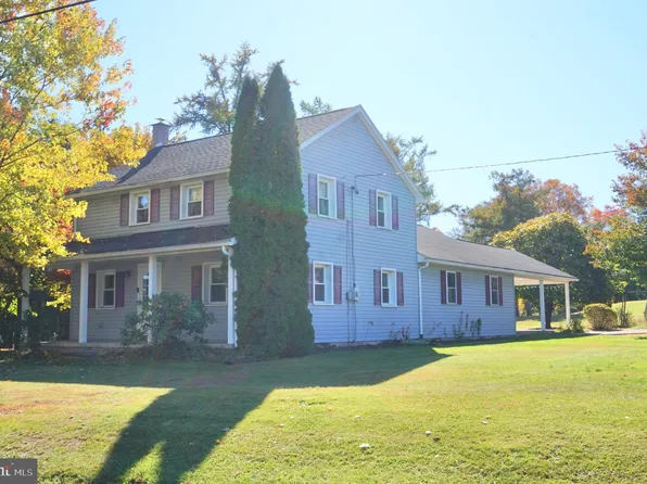 211 Parmer Dr, Halifax, PA 17032