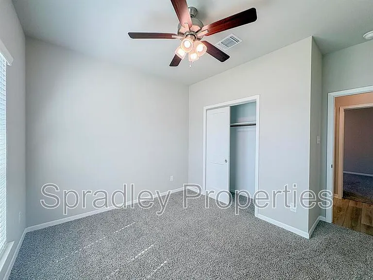 4816 Sparks Ln — Photo 4