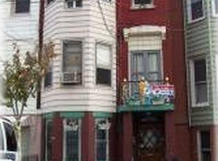 266 Summit Ave, Jersey City, NJ 07306