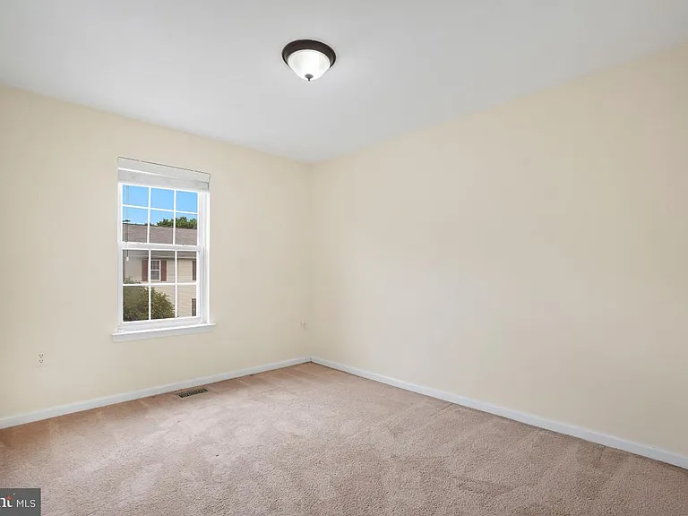 7017 Migliori Ct — Photo 21