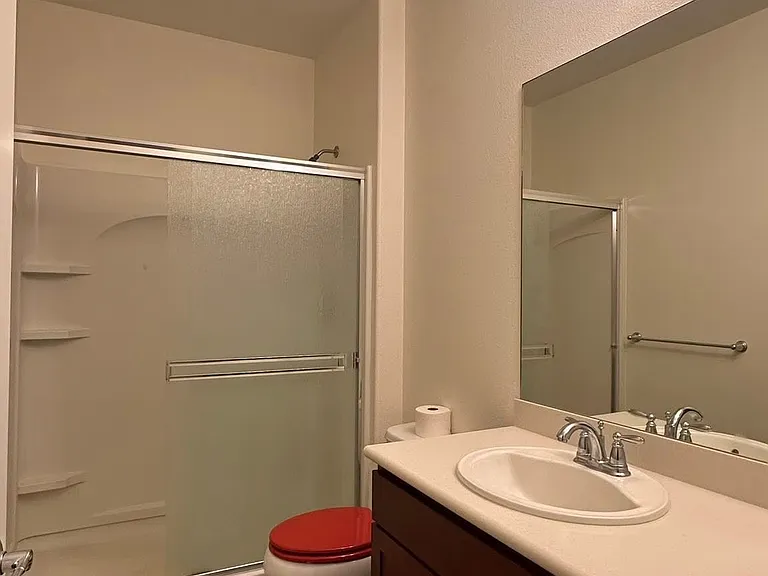 1166 Kukulu St #706 — Photo 7