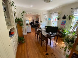2 Acron Rd #1, Brookline, MA 02445