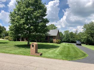 204 Oak Tree Ln, Nicholasville, KY 40356