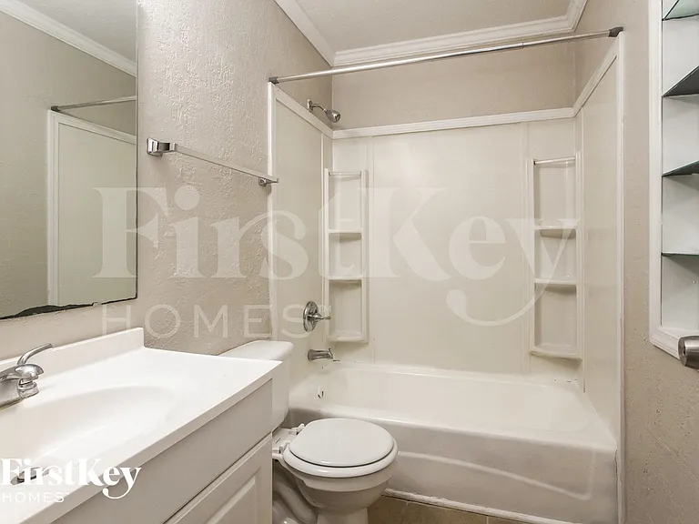 9630 Pepperidge Dr — Photo 10
