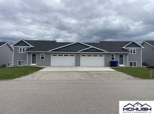 3857 E Rubyred Dr #1, Appleton, WI 54913